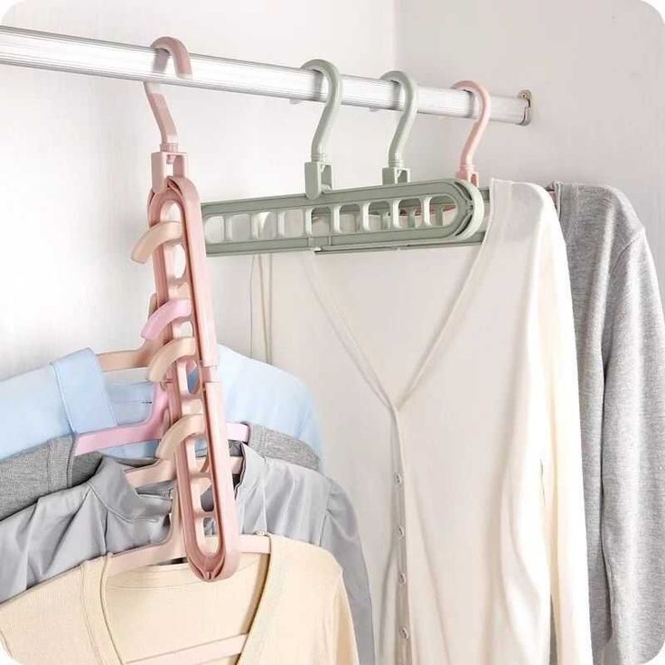 9-Hole Magic Rotating Hanger (pack of 6)