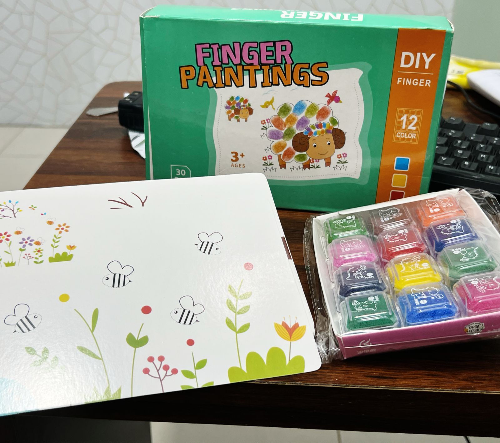 DIY Kids Finger Painting Card Set – 30 Fun Cards & 12 Foamic Colors